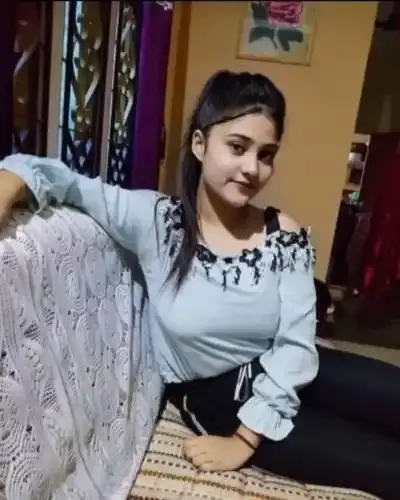 Call Girls Service in Tarkarli